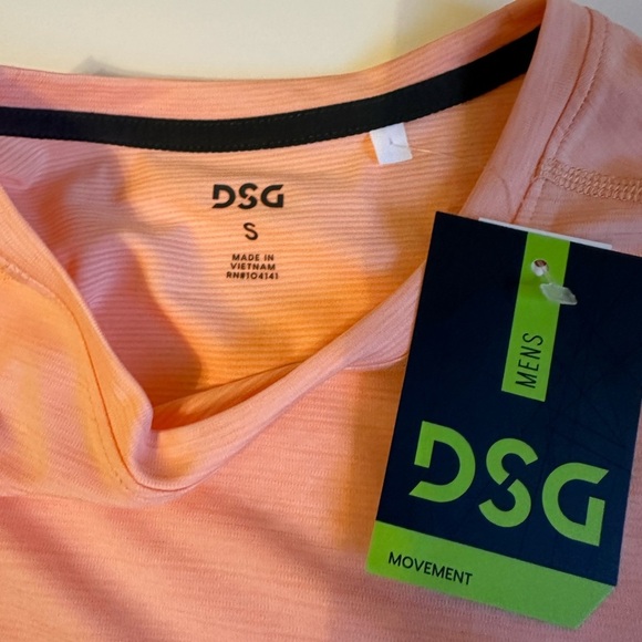NWT Men’s DSG Short Sleeve Tee - Picture 2 of 6